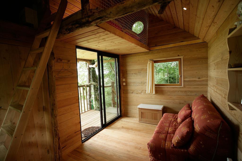 La Cabane Aux Secrets - Au Milieu De Nulle Part Outines Camera foto
